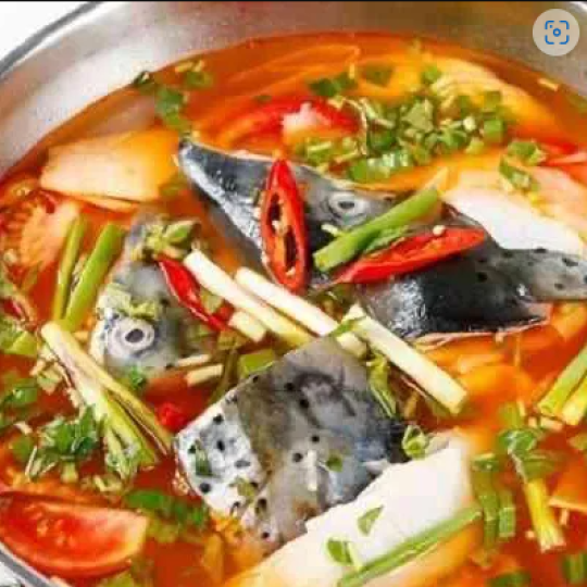 Canh măng chua cá hồi