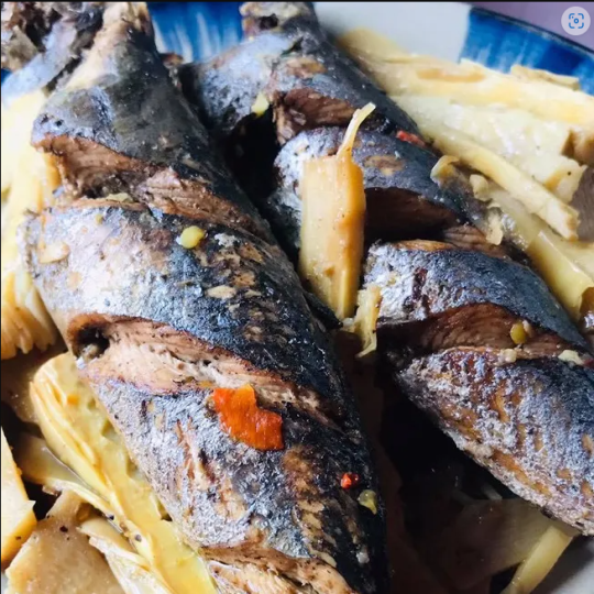 cá ngừ ồ kho măng