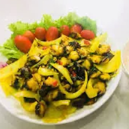 ốc bưu xào hành Tây